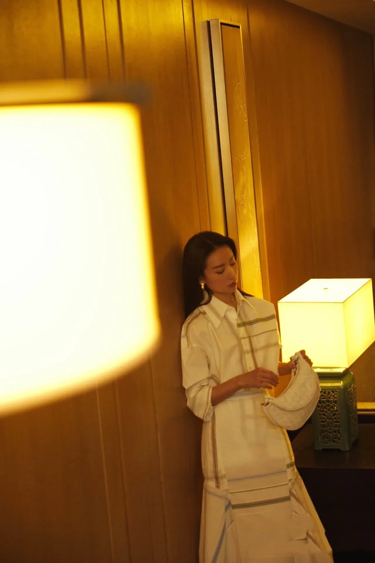 #actordongjie attended with her 2024 early spring series and Gemelii handbags✔️